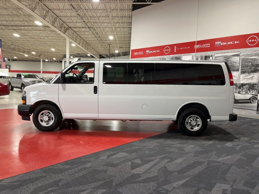 2020 Chevrolet Express 3500 LS Passenger