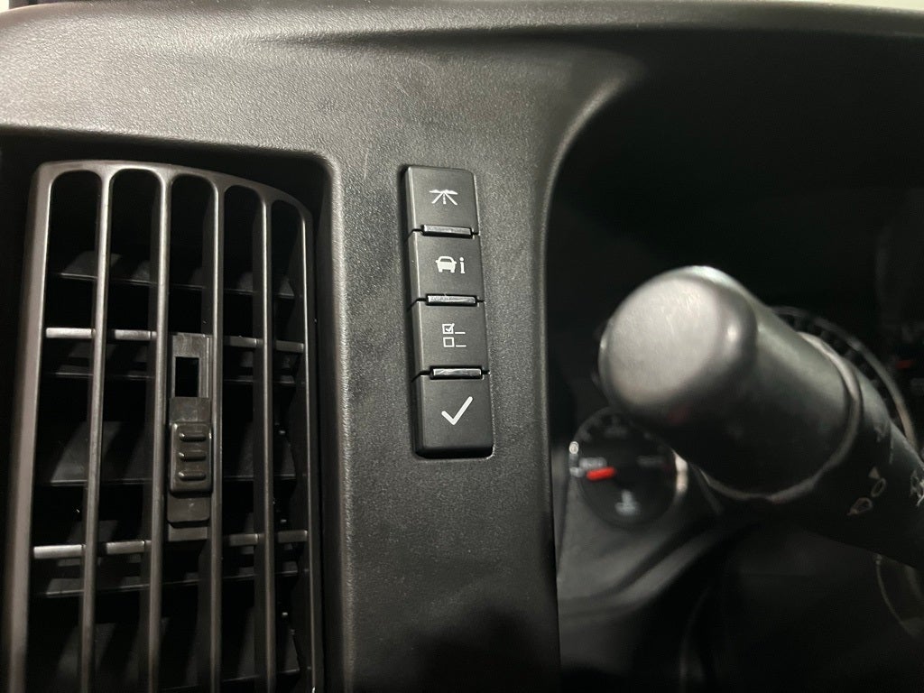 2020 Chevrolet Express 3500 LS Passenger