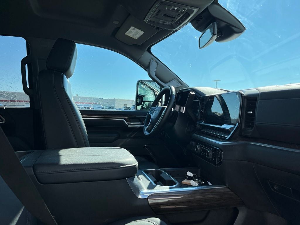 2025 Chevrolet Silverado 3500HD LT