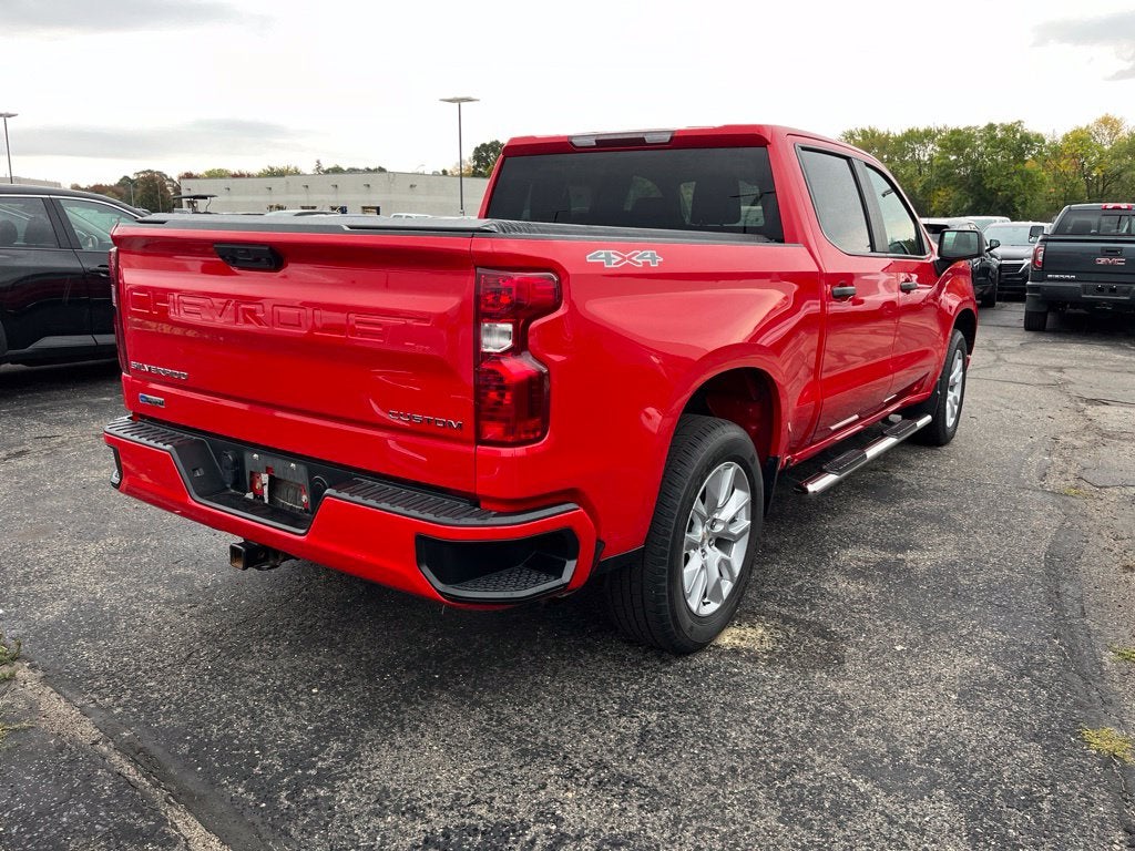 2022 Chevrolet Silverado 1500 Custom