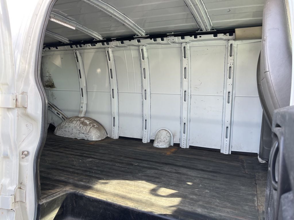 2013 Chevrolet Express 3500 Work Van Cargo