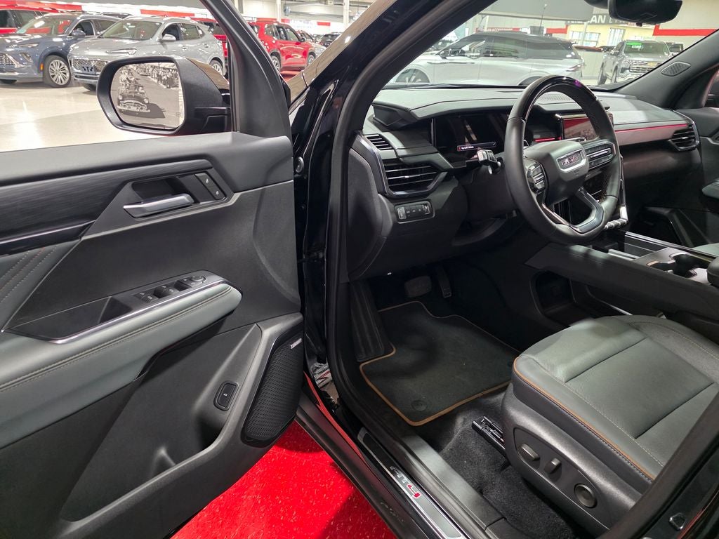 2025 GMC Acadia AT4
