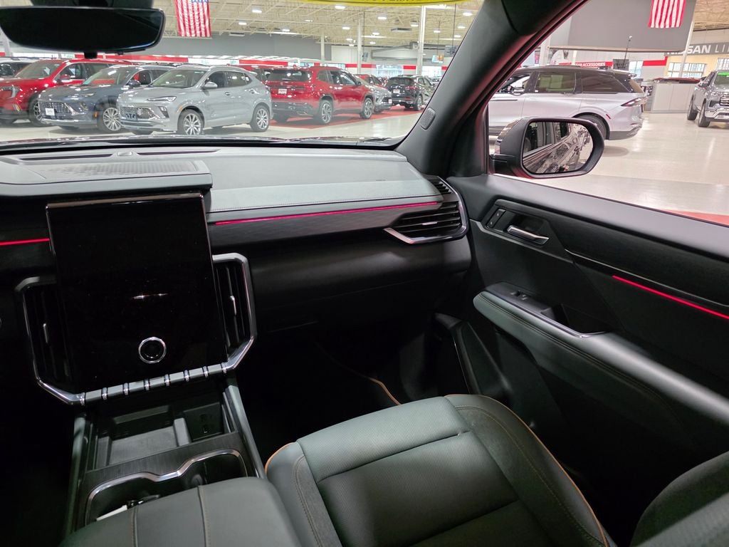 2025 GMC Acadia AT4