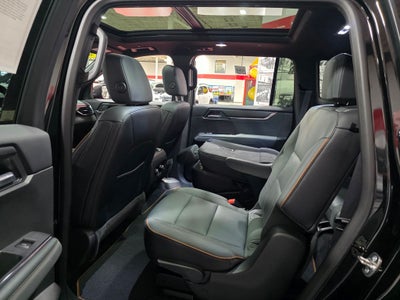 2025 GMC Acadia AT4