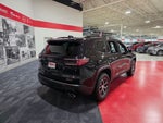 2025 GMC Acadia AT4