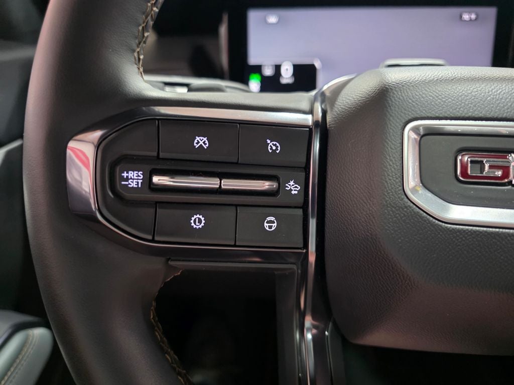 2025 GMC Acadia AT4