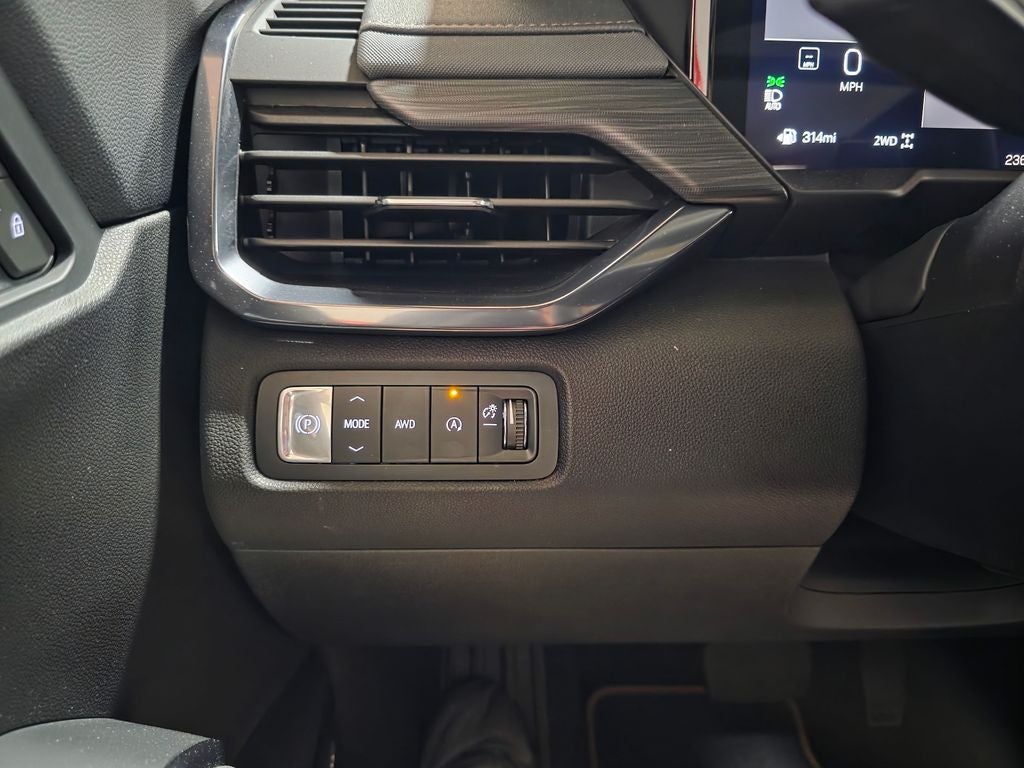 2025 GMC Acadia AT4