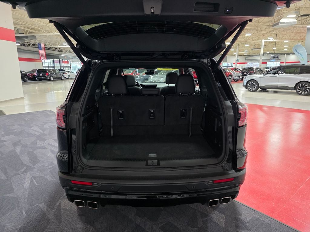 2025 GMC Acadia AT4