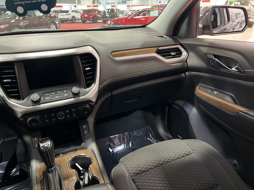 2019 GMC Acadia SLE-2