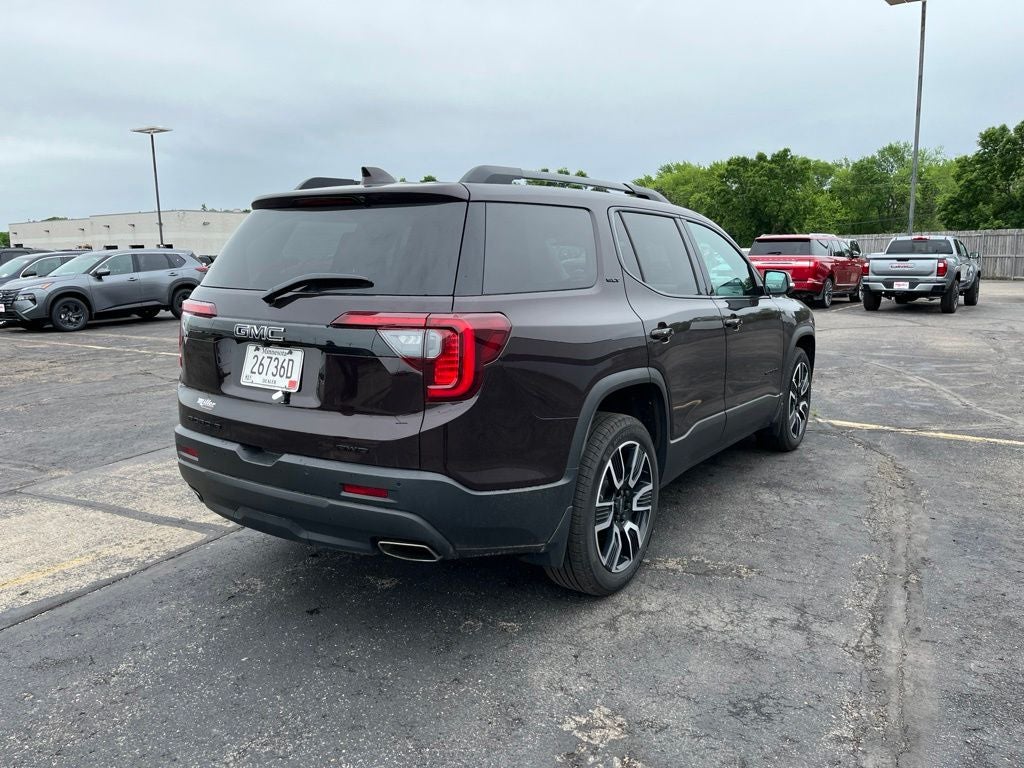 2021 GMC Acadia SLT