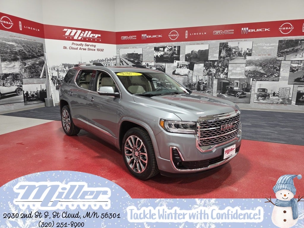 2023 GMC Acadia Denali