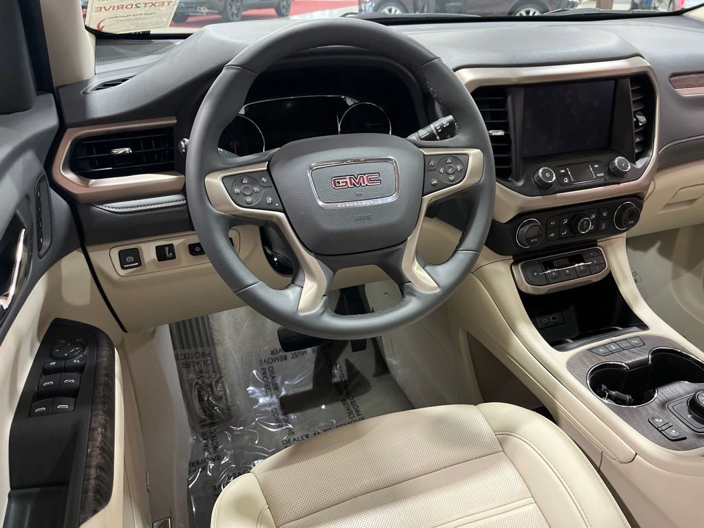 2023 GMC Acadia Denali CarBravo Certified