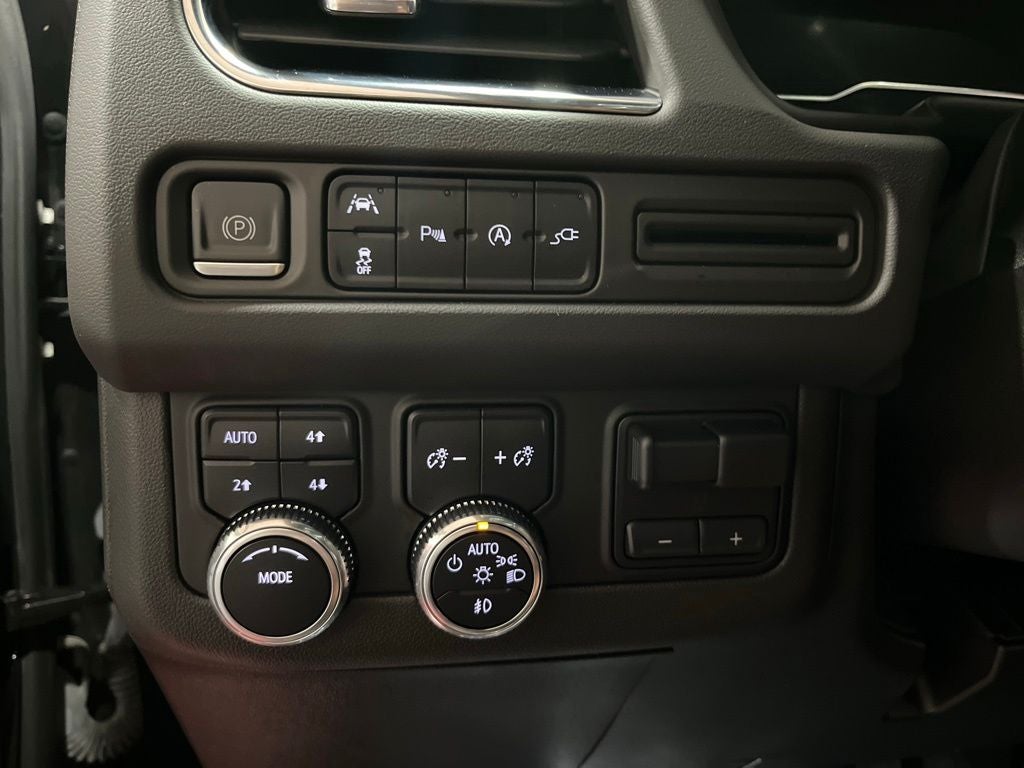2022 GMC Yukon SLE