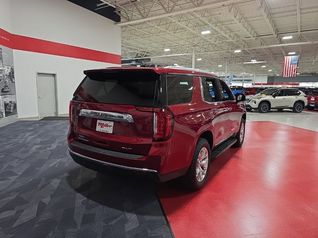 2023 GMC Yukon SLT