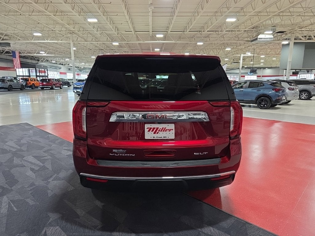 2023 GMC Yukon SLT