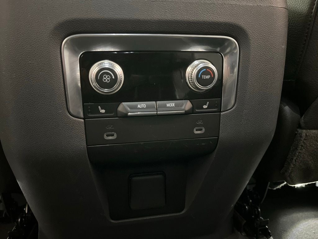 2021 GMC Yukon Denali Carbravo Certified