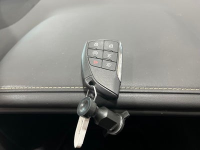 2023 GMC Yukon XL SLT CarBravo Certified