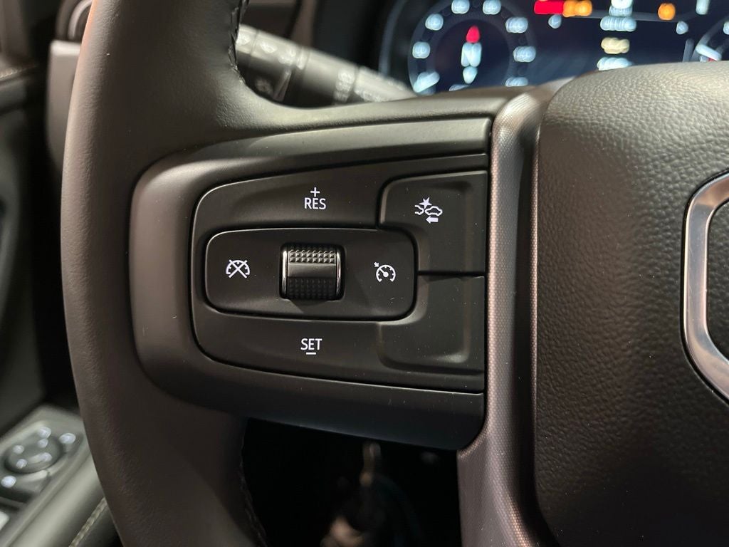 2024 GMC Yukon XL SLT Carbravo Certified