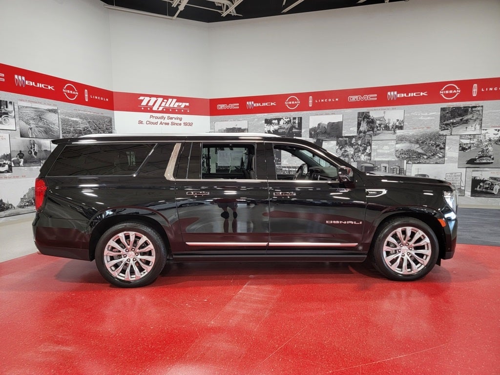 2024 GMC Yukon XL Denali