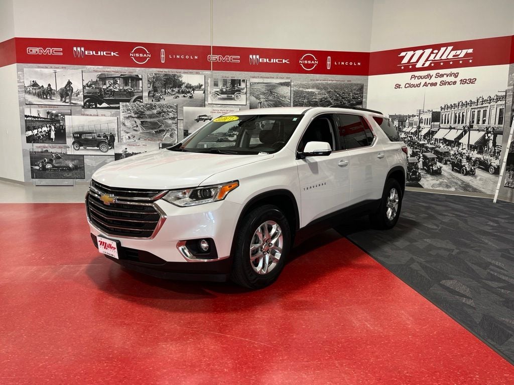 2020 Chevrolet Traverse LT CarBravo Certified