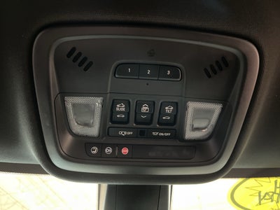 2022 Chevrolet Traverse High Country