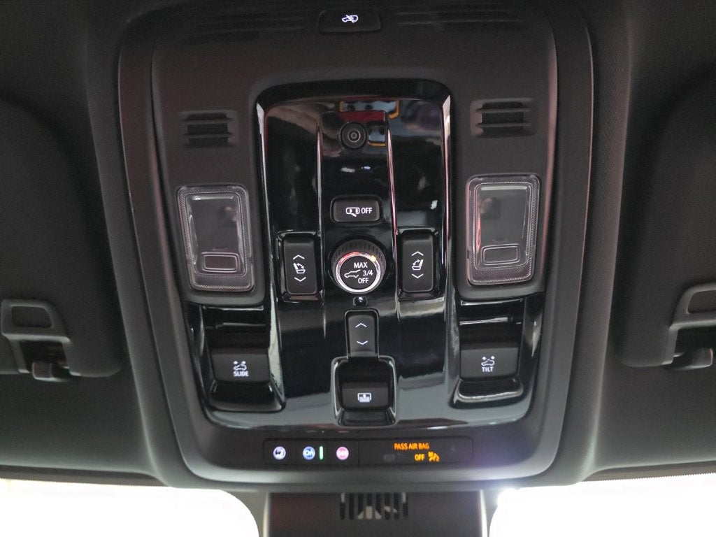 2026 Chevrolet Tahoe High Country Carbravo GM CPO