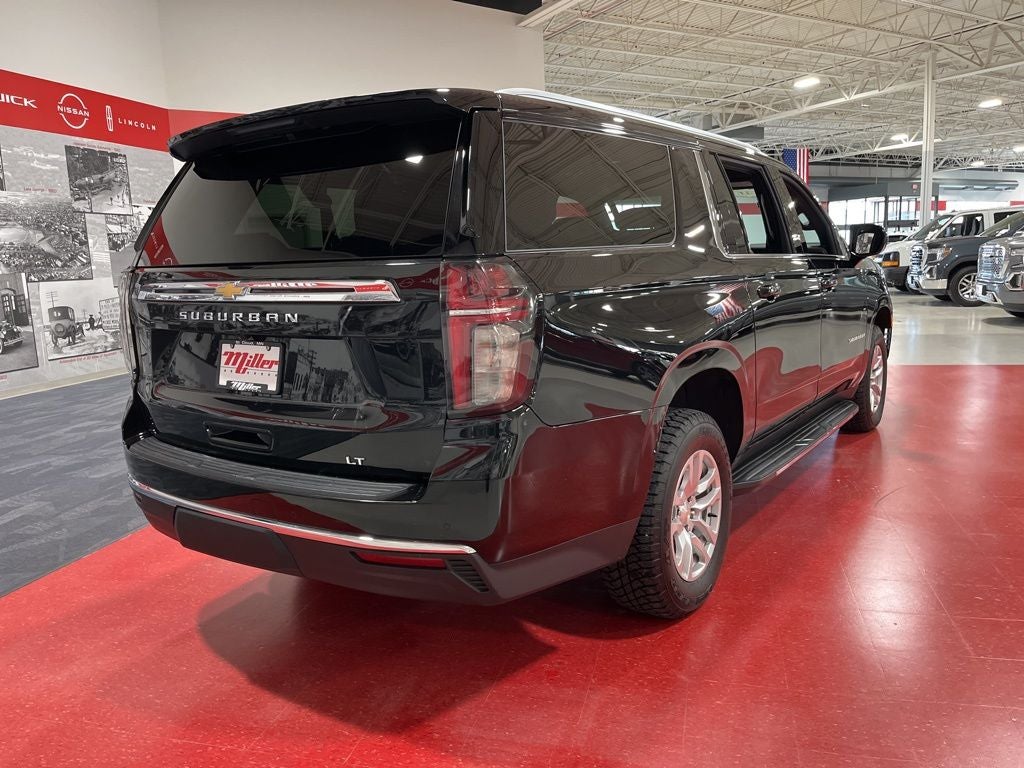 2021 Chevrolet Suburban LT