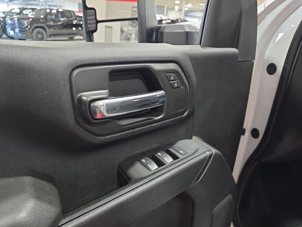 2024 GMC Sierra 2500HD Pro
