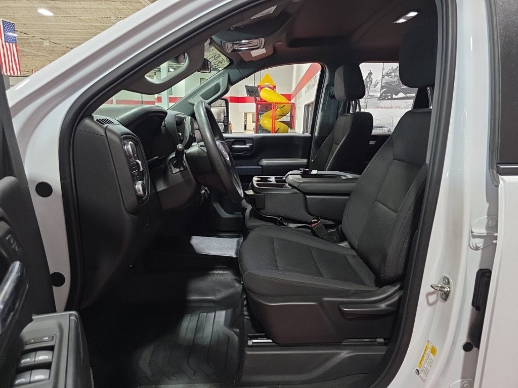 2024 GMC Sierra 2500HD Pro