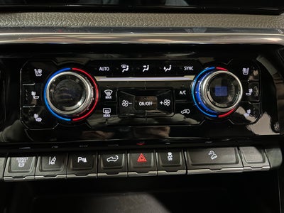 2024 GMC Sierra 3500HD Denali