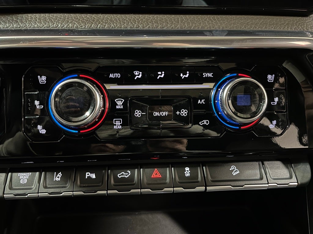 2024 GMC Sierra 3500HD Denali