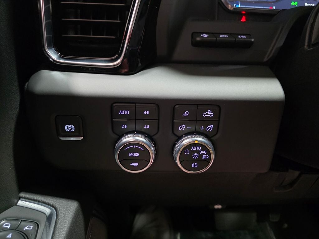 2024 GMC Sierra 3500HD Denali