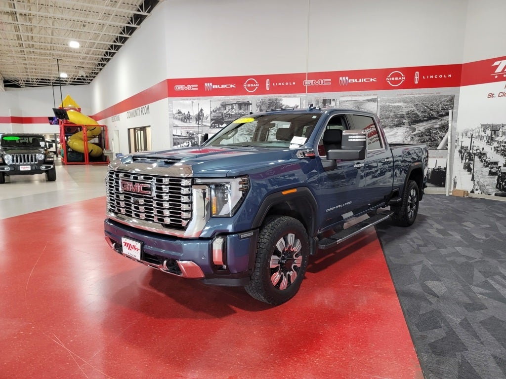2024 GMC Sierra 3500HD Denali