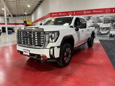 2025 GMC Sierra 3500HD Denali