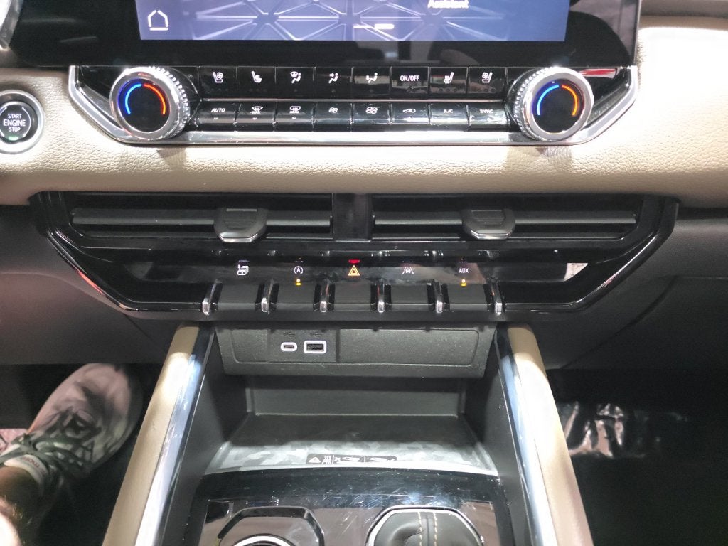 2023 GMC Canyon Denali Carbravo Certified