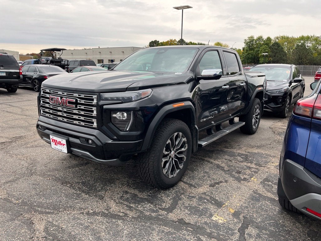 2023 GMC Canyon Denali