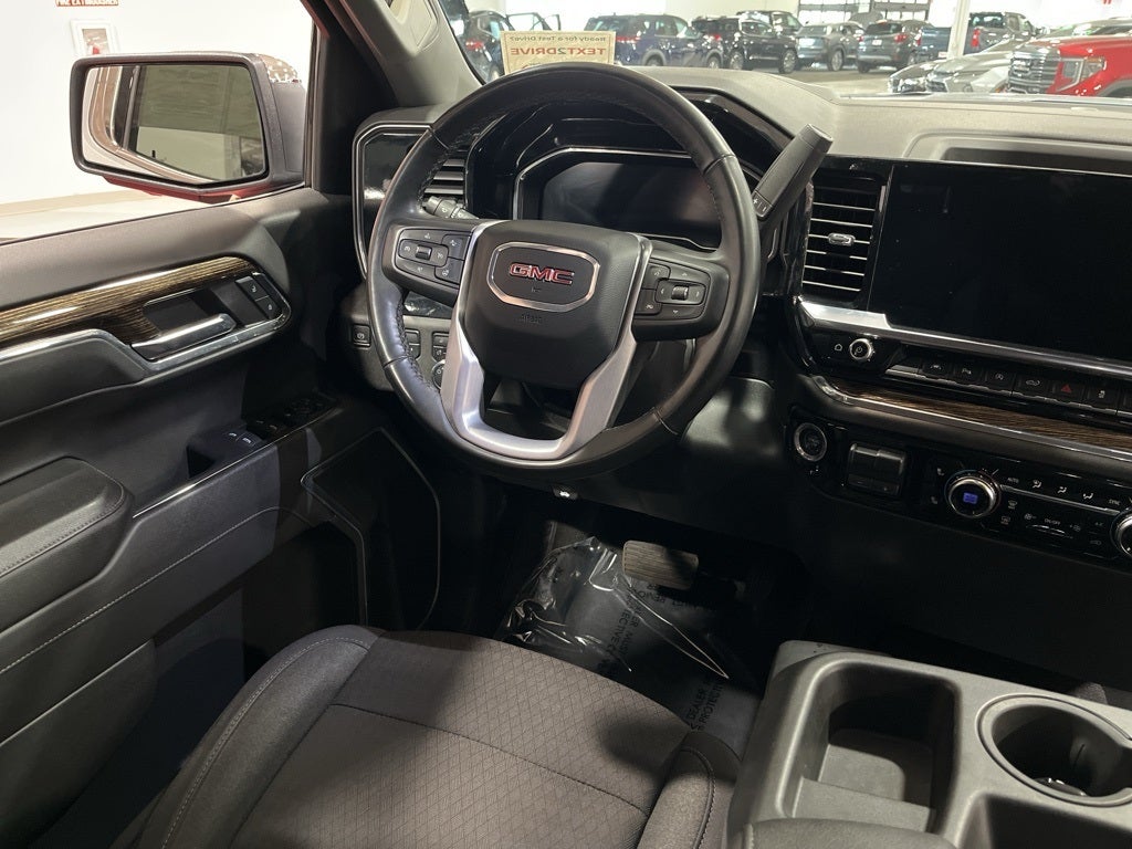 2024 GMC Sierra 1500 SLE