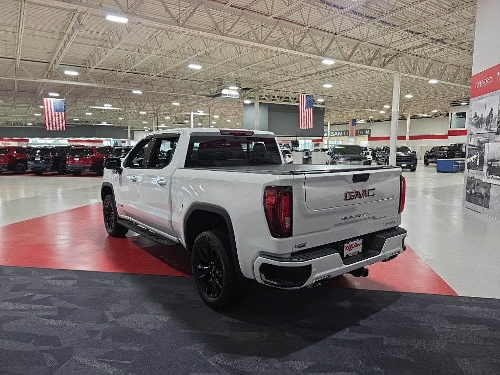 2025 GMC Sierra 1500 AT4