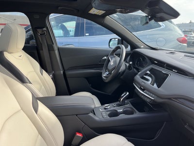 2023 Cadillac XT4 Sport