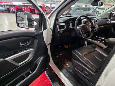 2017 Nissan Titan SL