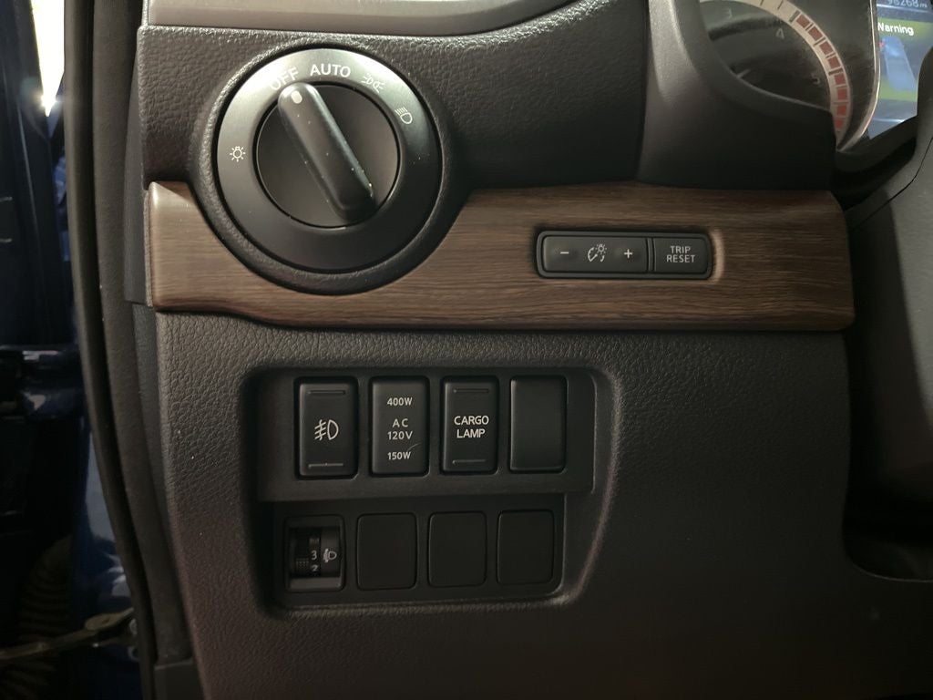 2016 Nissan Titan XD Platinum Reserve Carbravo