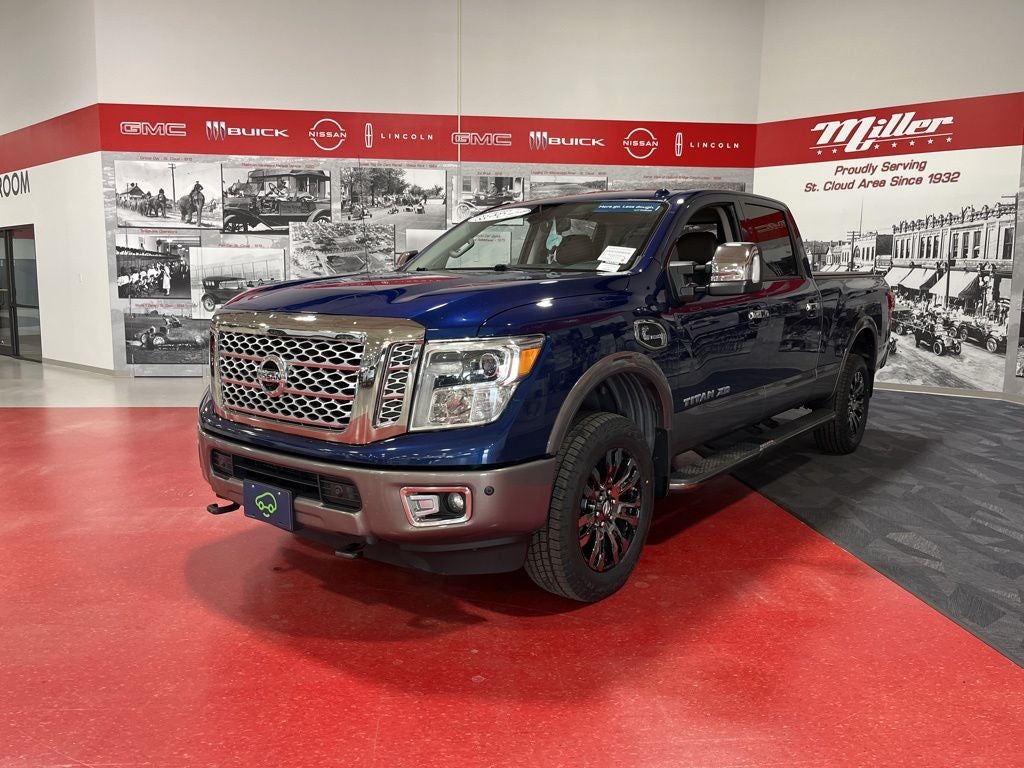2016 Nissan Titan XD Platinum Reserve Carbravo