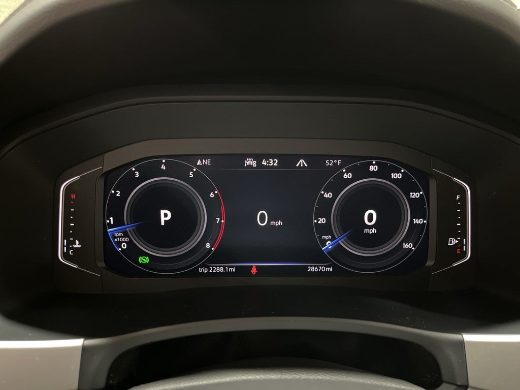 2022 Volkswagen Atlas 3.6L V6 SE w/Technology