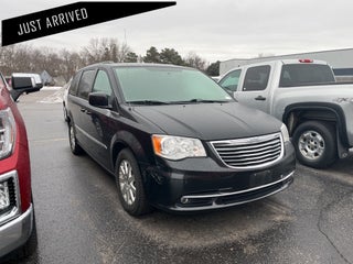 2016 Chrysler Town &amp; Country Touring