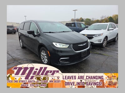 2023 Chrysler Pacifica Touring L