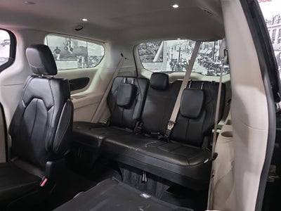 2023 Chrysler Pacifica Touring L Carbravo GM CPO