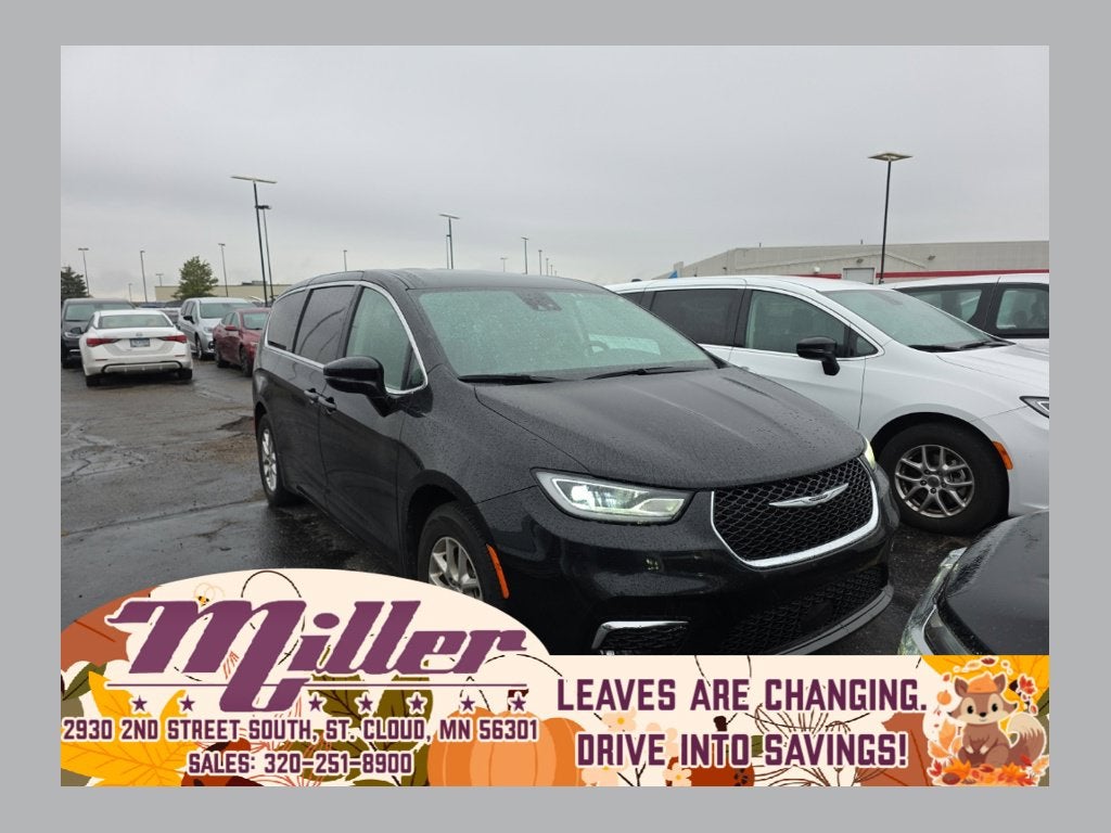 2024 Chrysler Pacifica Touring L