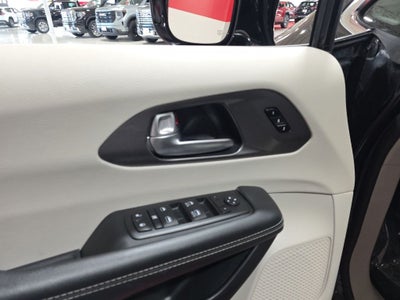2024 Chrysler Pacifica Touring L CarBravo Certified