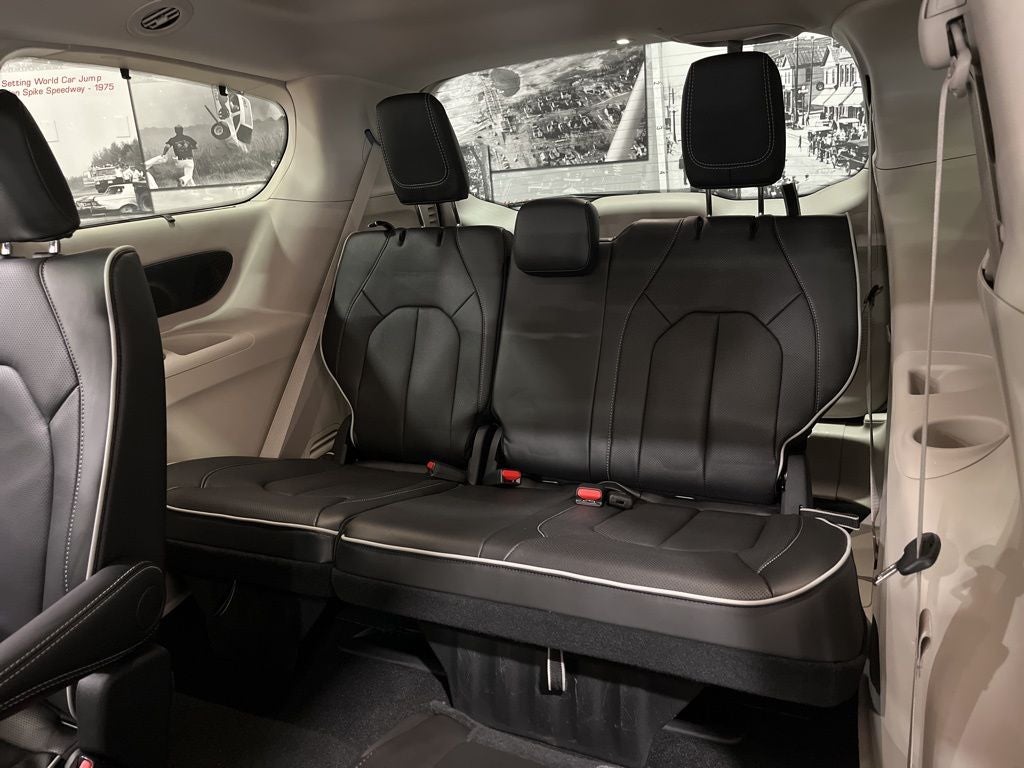 2024 Chrysler Pacifica Limited Carbravo CPO