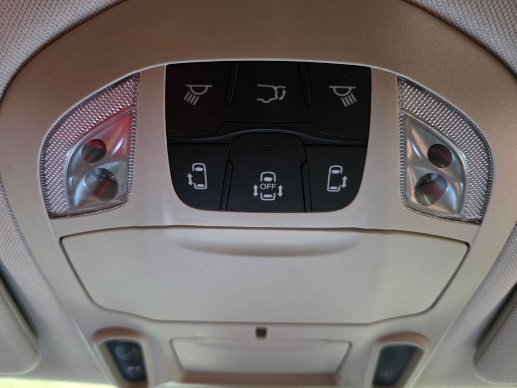 2024 Chrysler Pacifica Limited Carbravo CPO